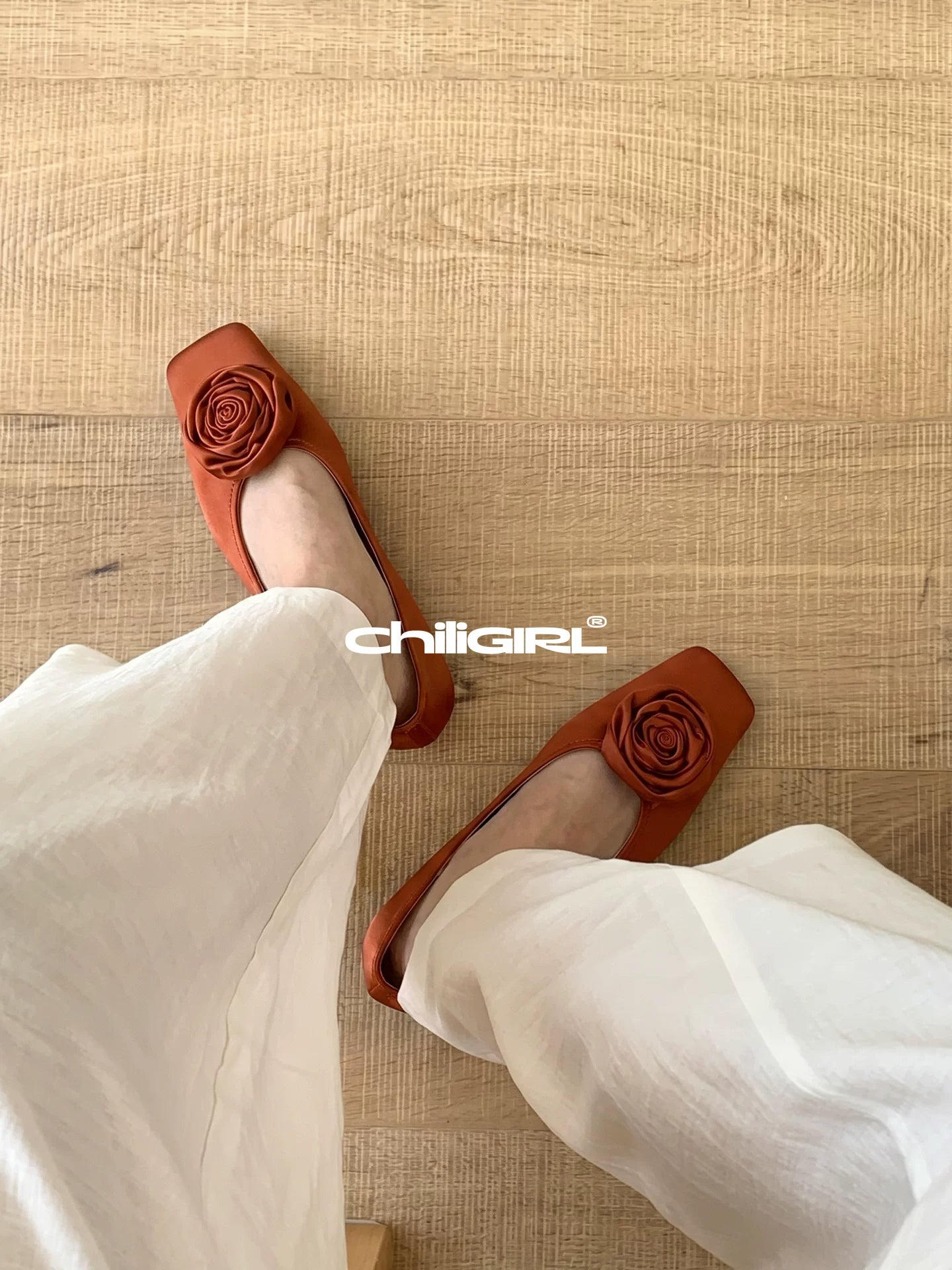 CHILIGIRL Square Head Flat-soled Shoes