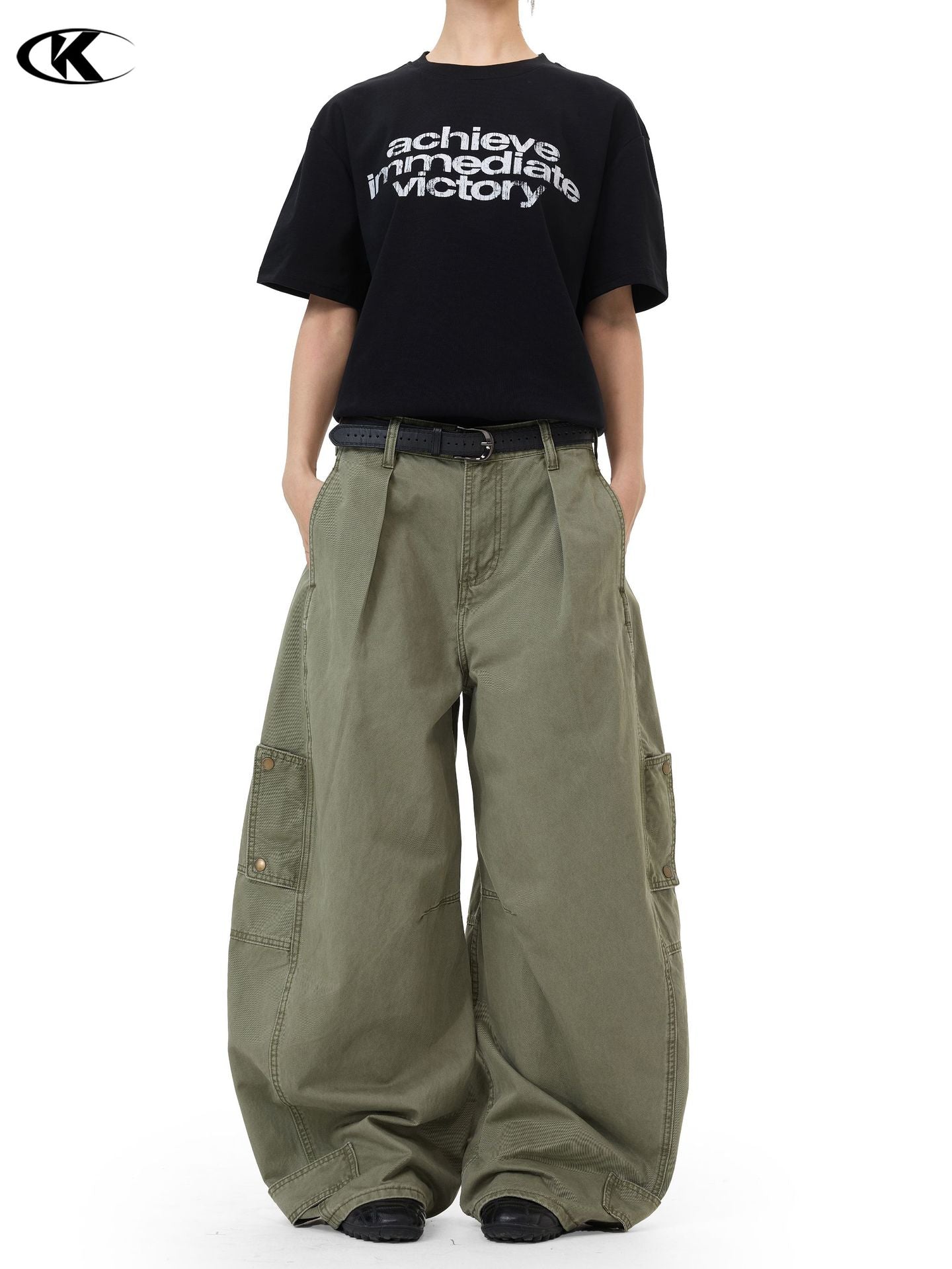 11KN Retro Multi-pocket Pleated Casual Overalls