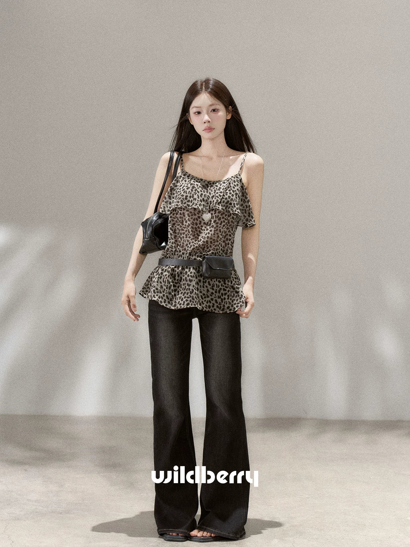 Wildberry Vintage High Waist Versatile Pull Jeans