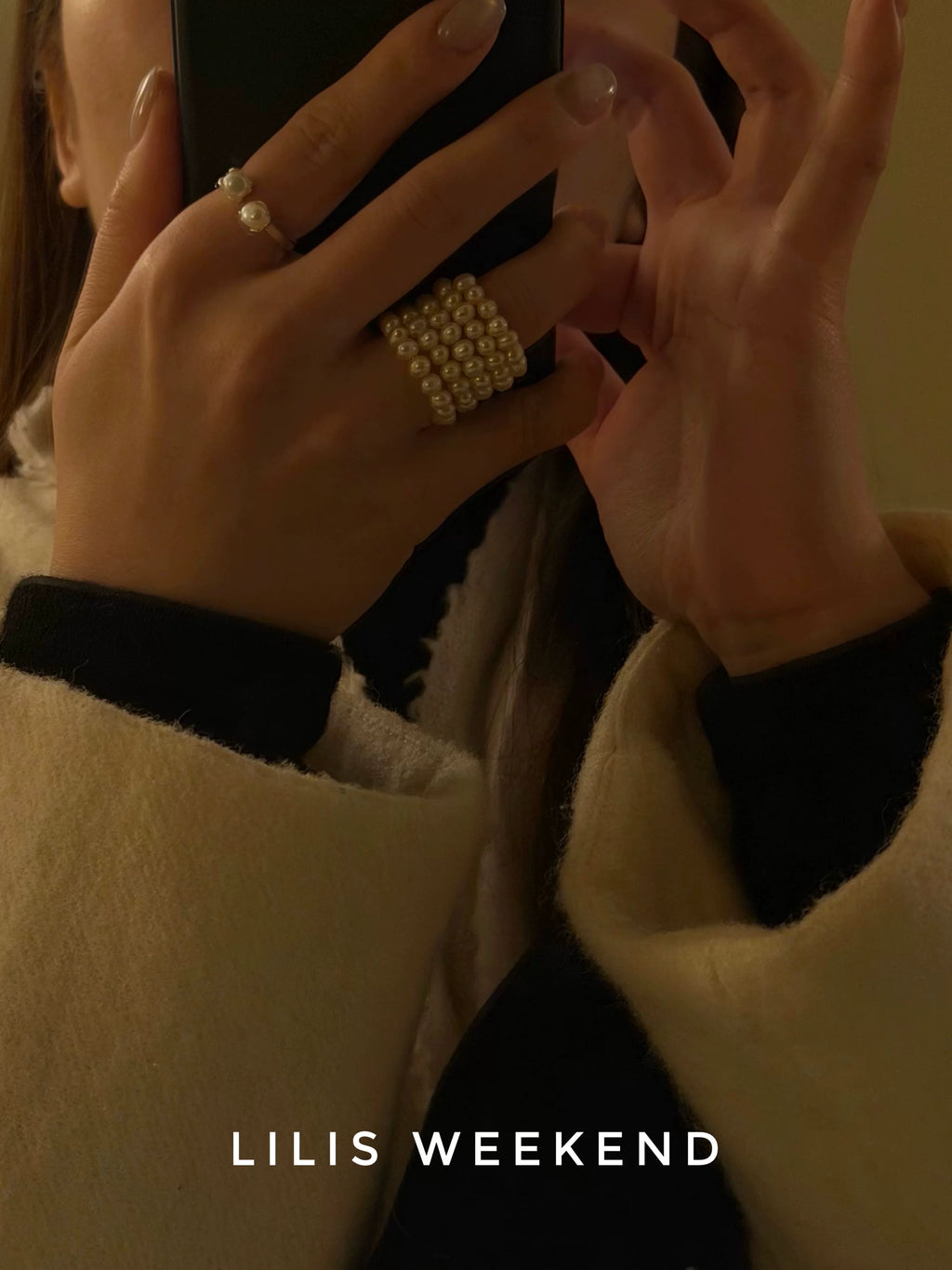 Lilis Weekend Vintage Multi-Layer Stretch Pearl Ring