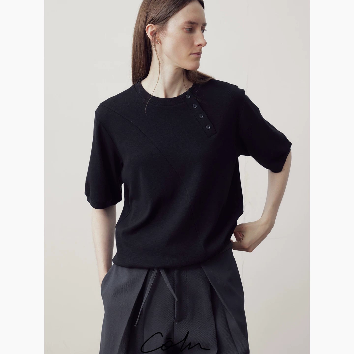 COLN Minimal Loose Slant Neck Polo Tee
