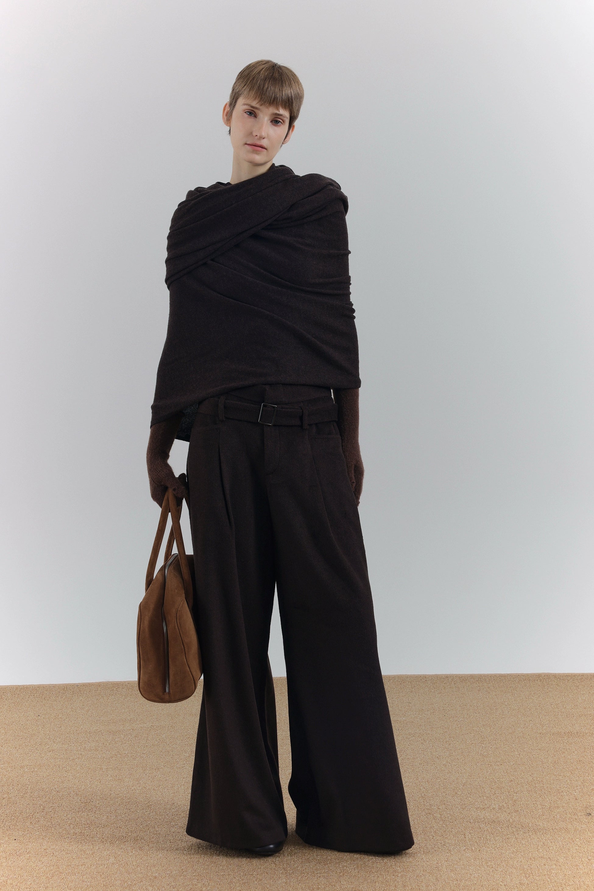 COLN Casual High-waisted Wide-leg Pants