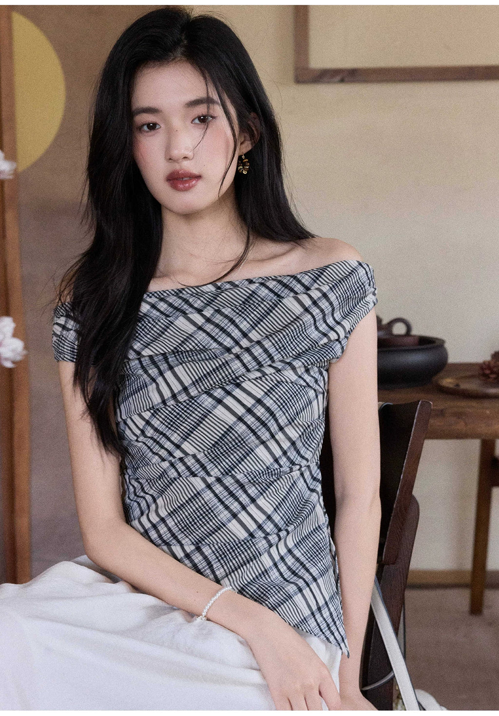 TYANG Retro Plaid Shoulder Top