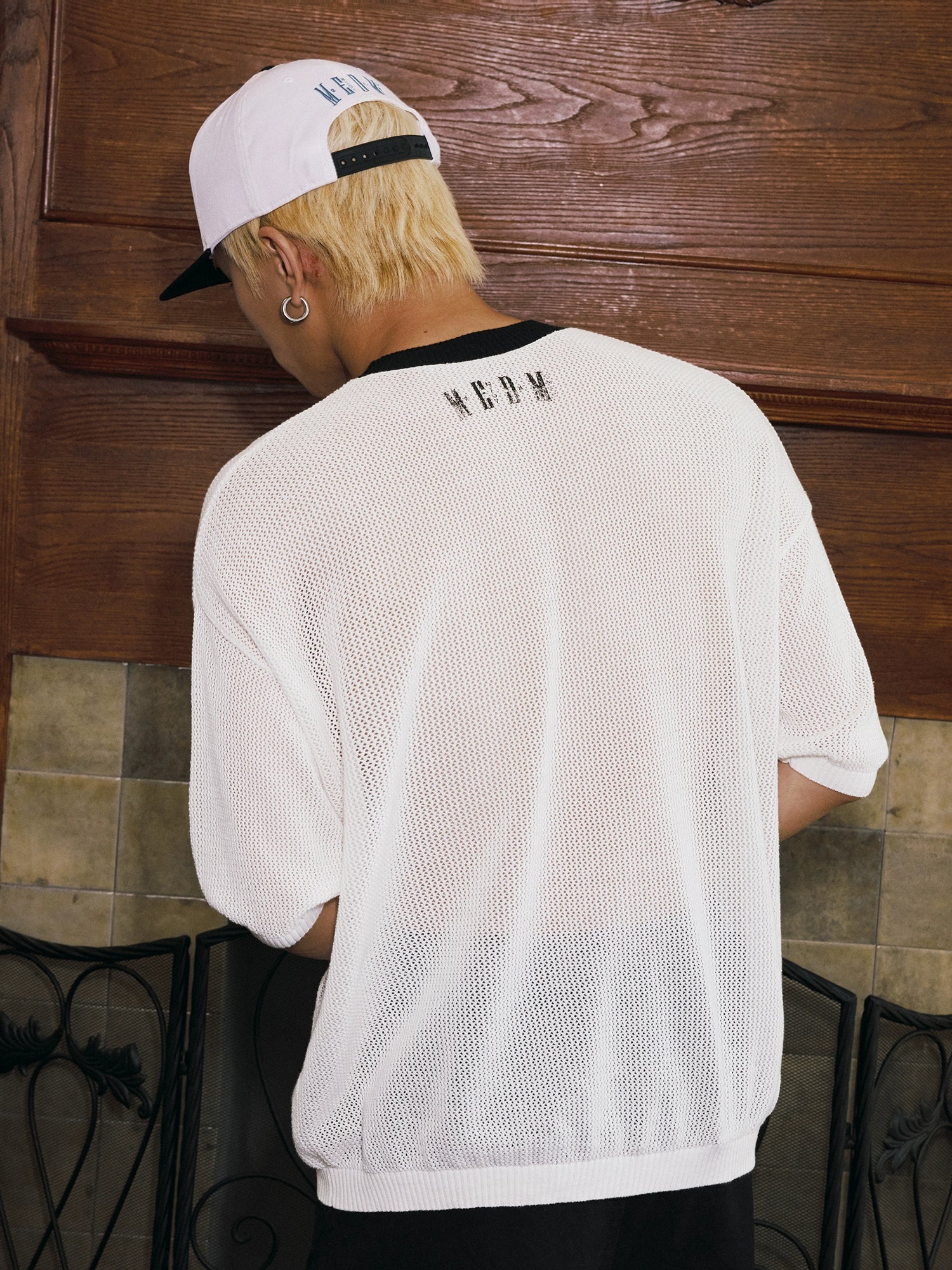 MEDM Letter Pattern Casual Old Knitted Round Neck Tee