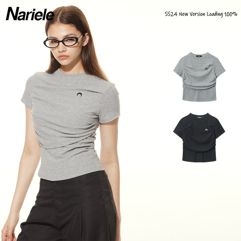 Nariele Crease Design Skinny Crew Neck Tee