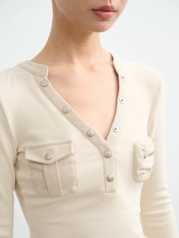 LINY LIBERTY Slim-fit V-neck Short Knitted Bottoming Shirt