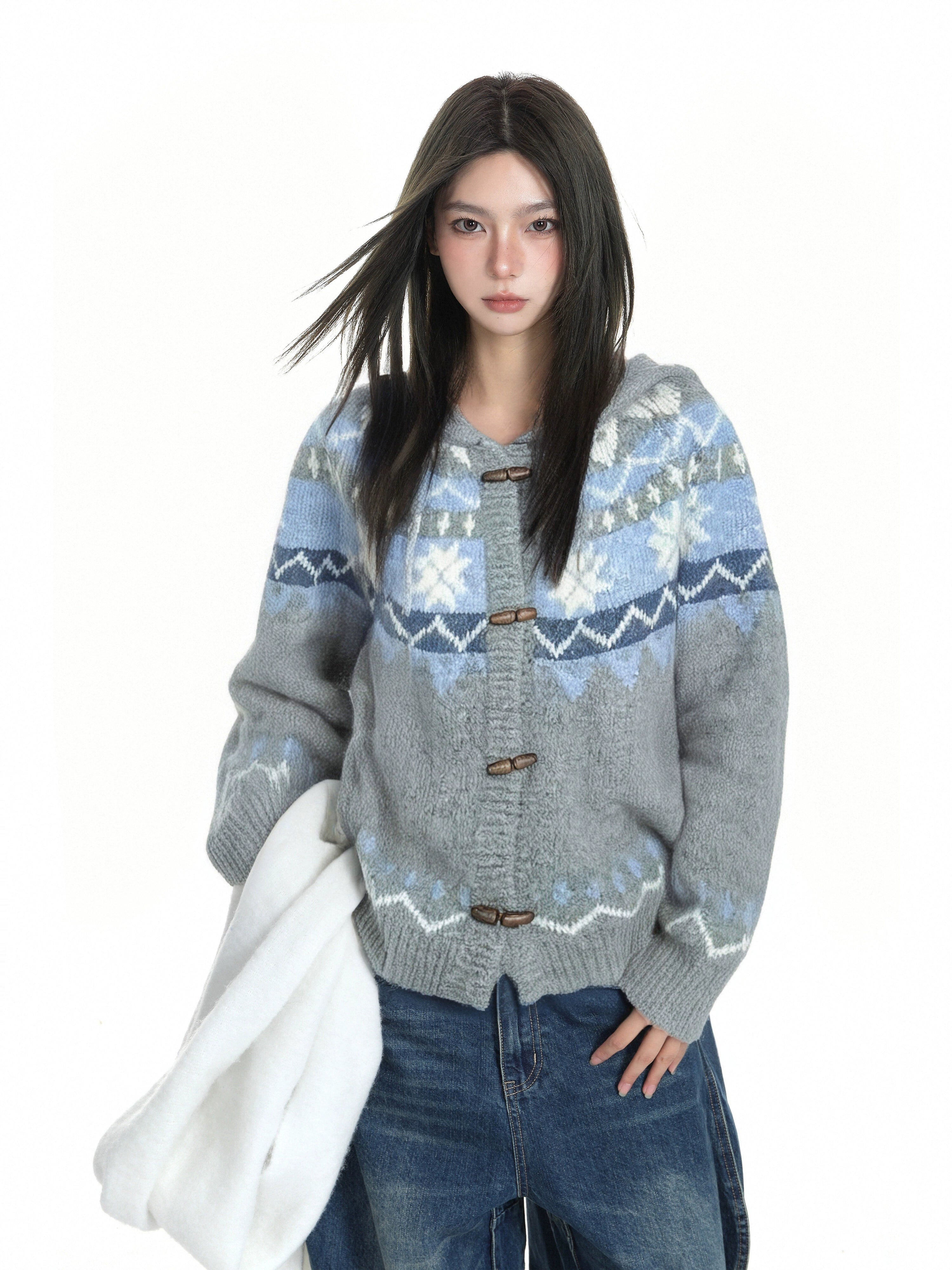 KDASE Horn Buckle Lazy Thickened Knitted Cardigan