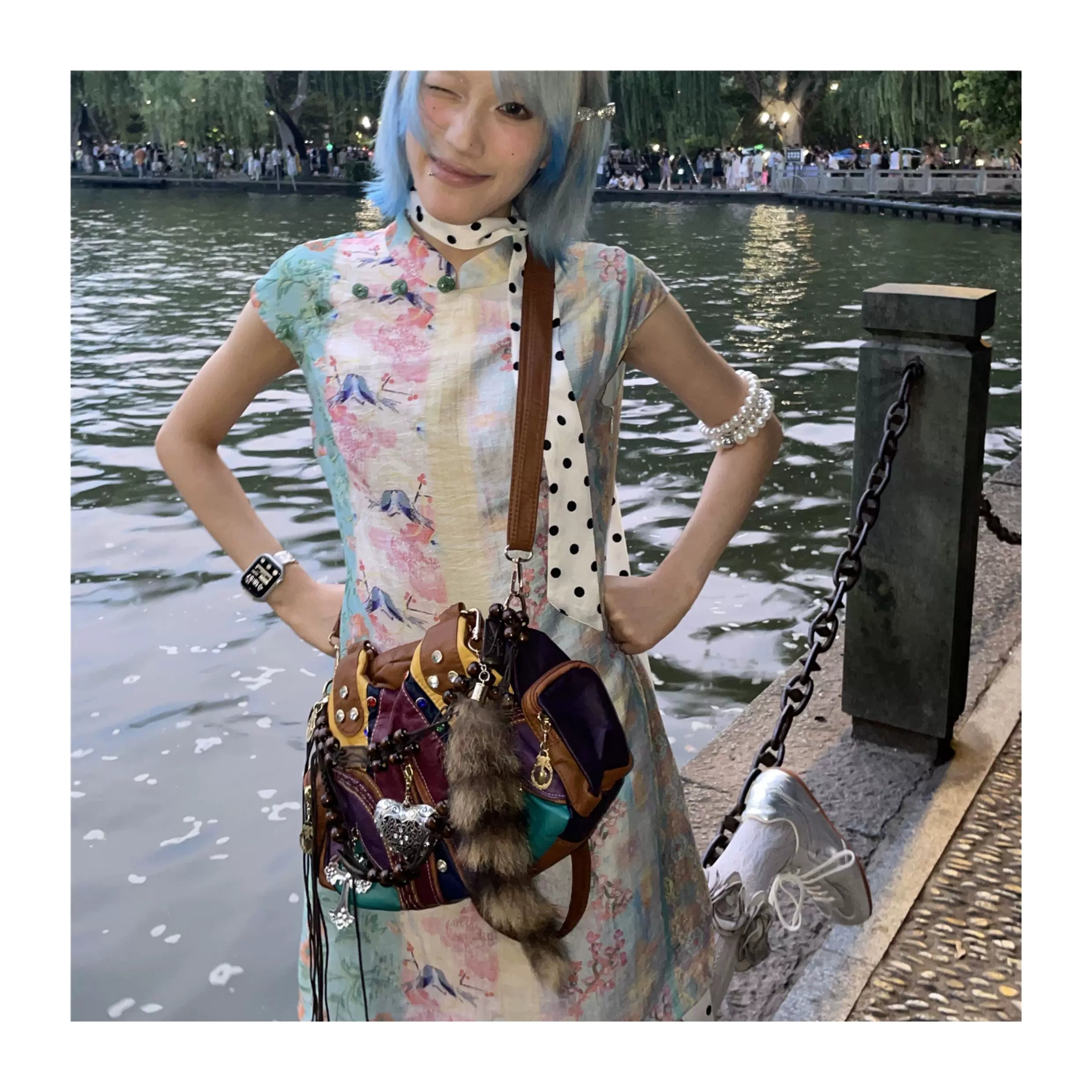 Hottie Niche Large Capacity Crossbody Underarm Shoulder Bag