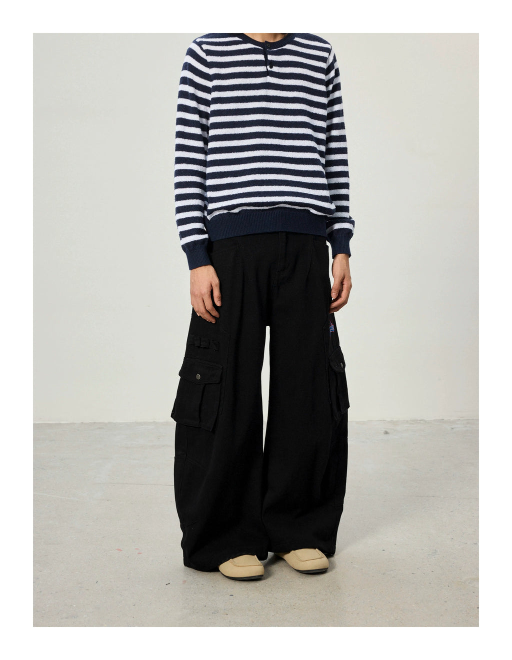 BTSG Vintage Embroidered Multi-pocket Cargo Pants