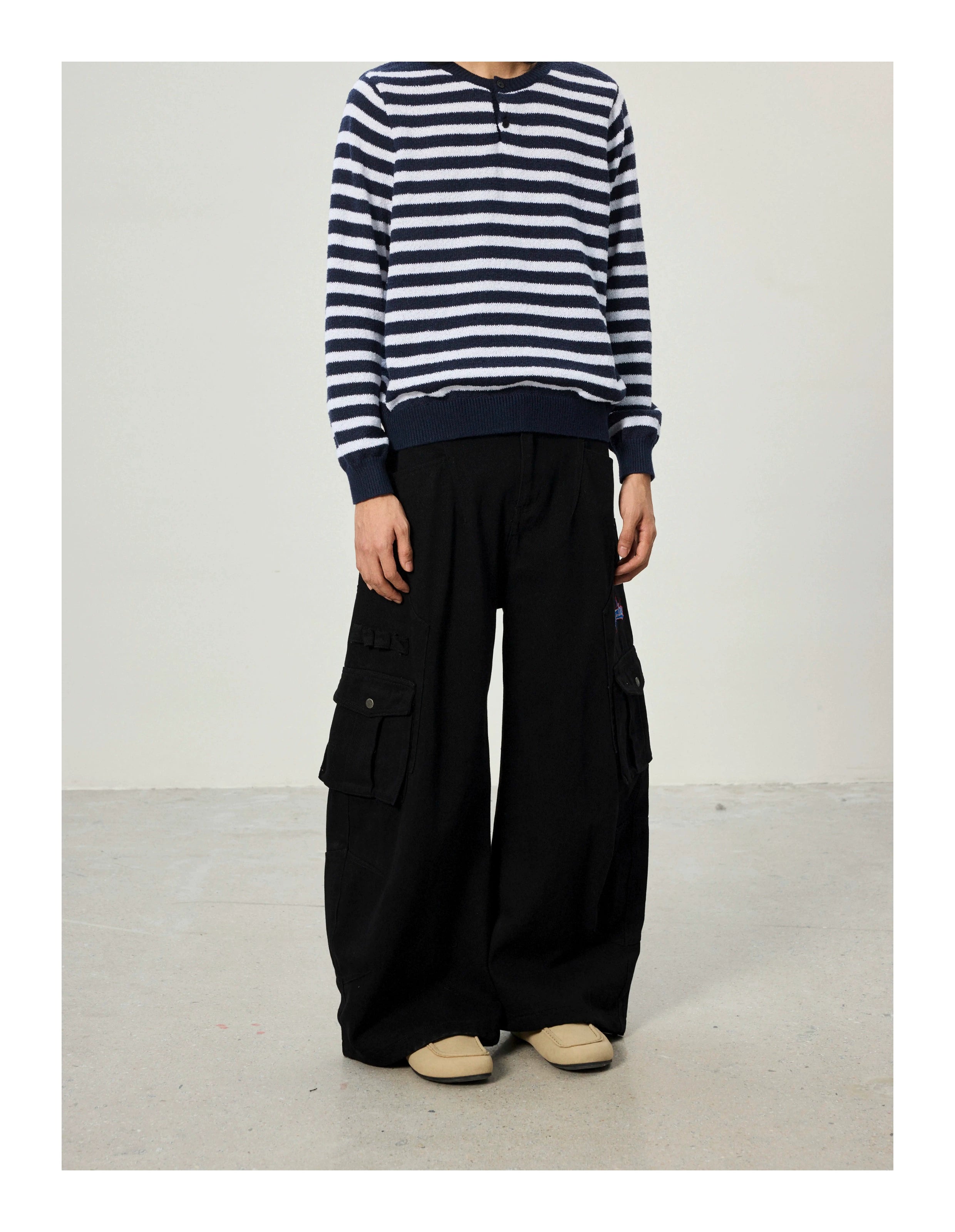 BTSG Vintage Embroidered Multi-pocket Cargo Pants