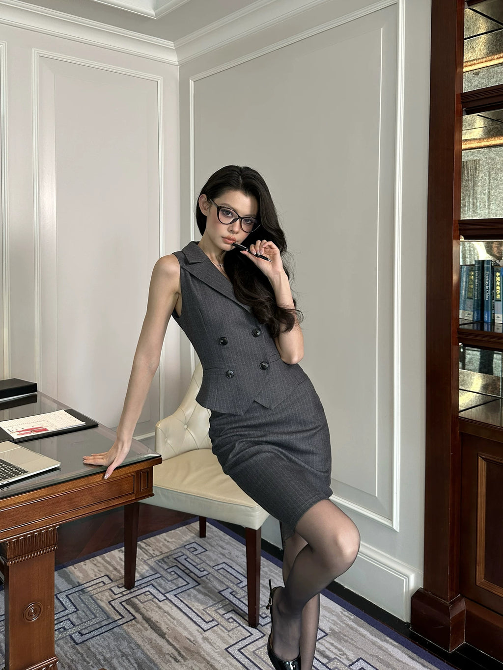 LLROGE Striped Sleeveless Suit Vest Skirt Suit
