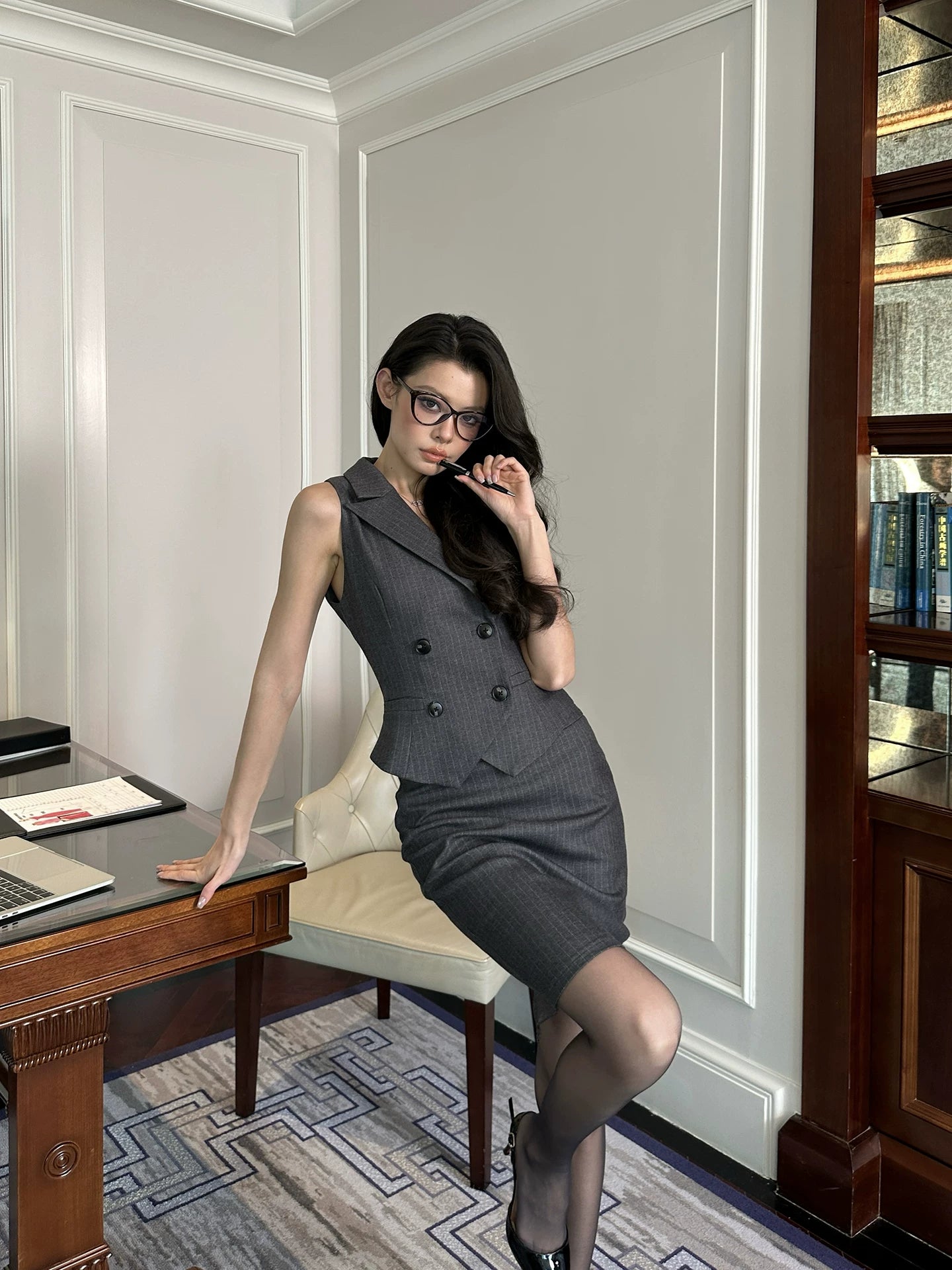 LLROGE Striped Sleeveless Suit Vest Skirt Suit