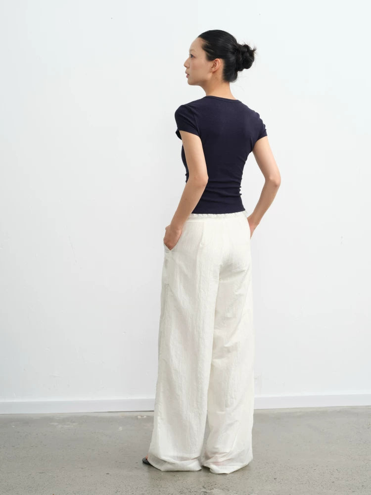 LINY LIBERTY Simple Front Shoulder Slim Tee
