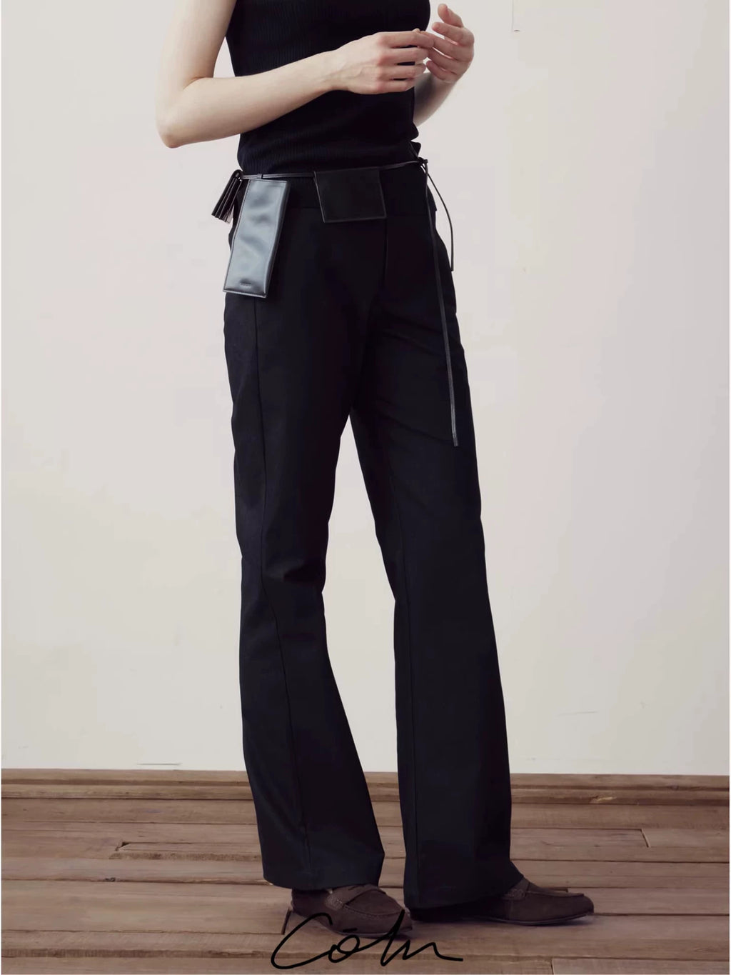 COLN Low-rise Flared Slacks