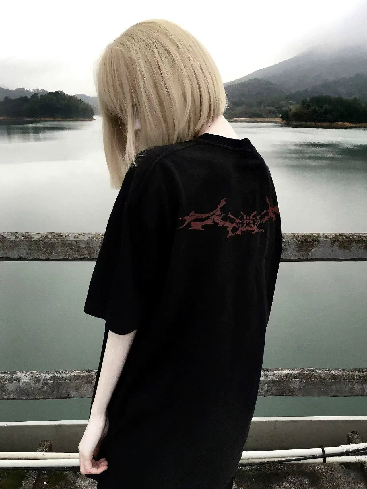 Wetbody Retro Dark Casual Tee
