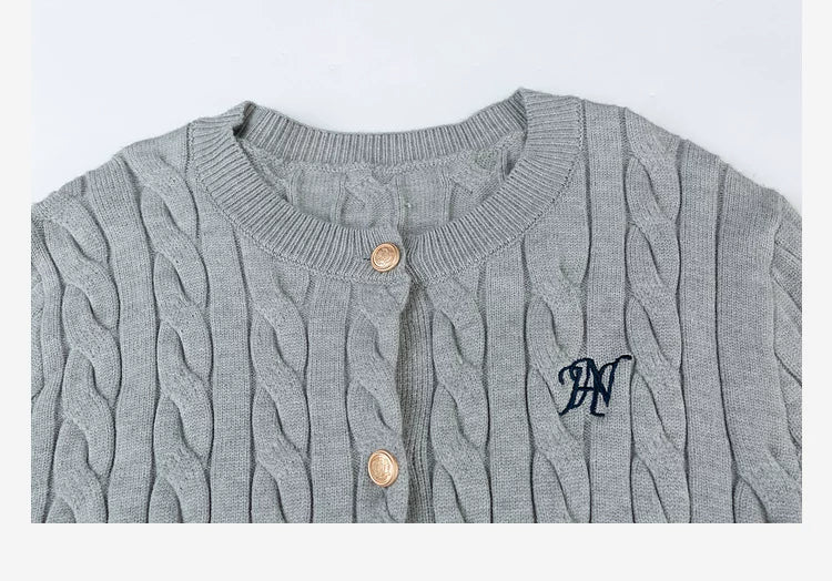 LOVEHEYNEW Embroidered Twisted Crew-neck Knitted Cardigan
