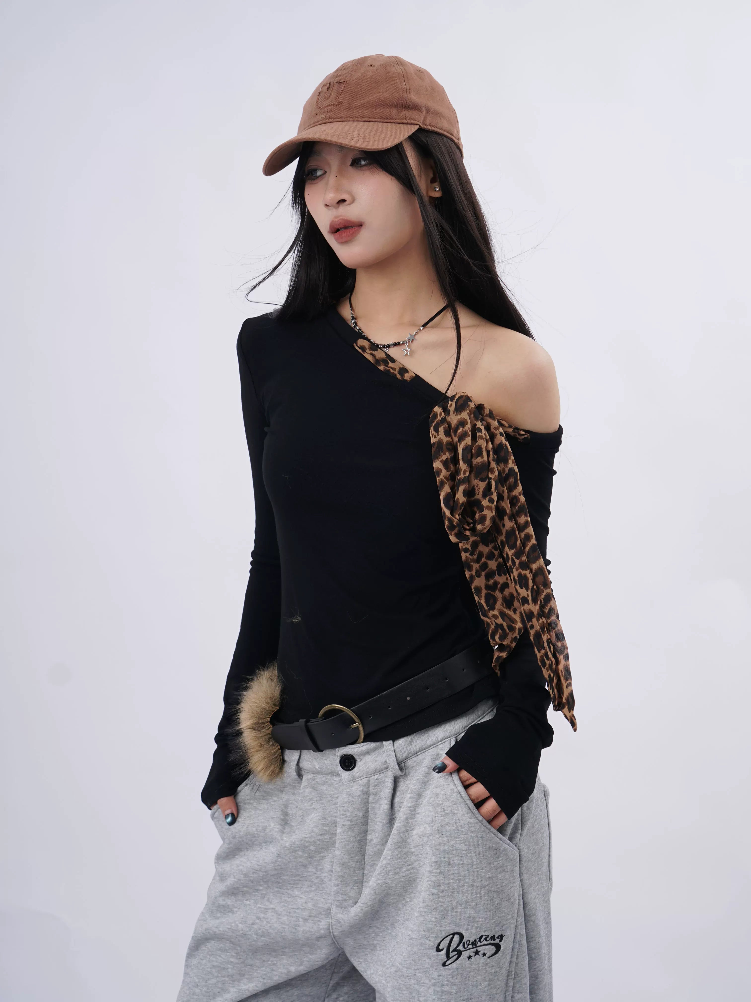 SAMUSAN Long Streamer Leopard Print Slanted Shoulder Long Sleeve