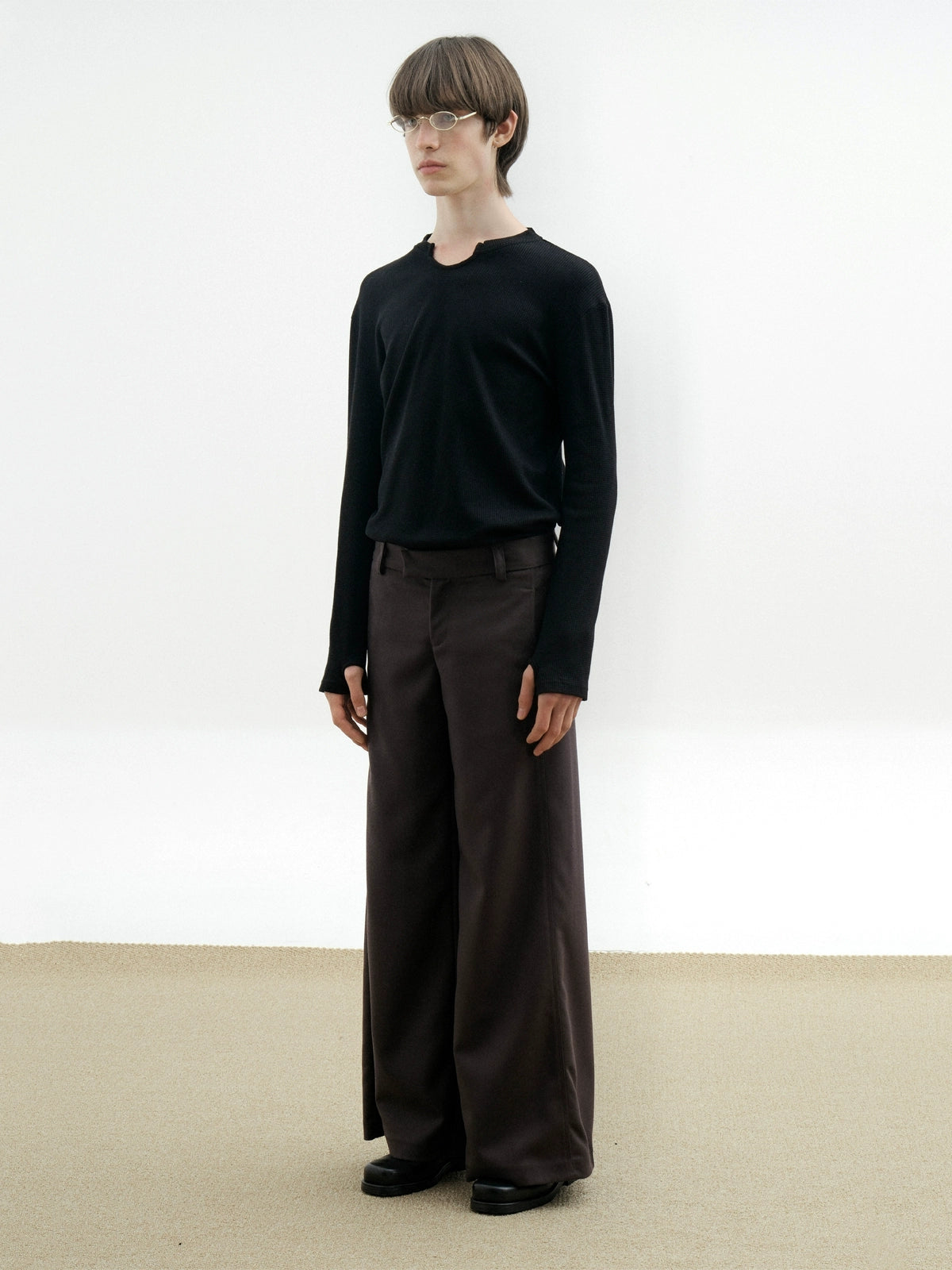 COLN Low-rise Wide-leg Flared Pants