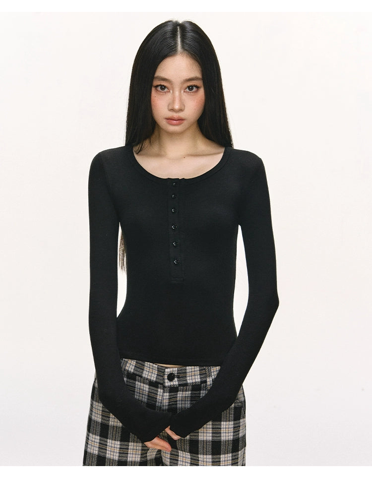 Anna Aneae Henry Collar with Bottom and Slim Long Sleeves