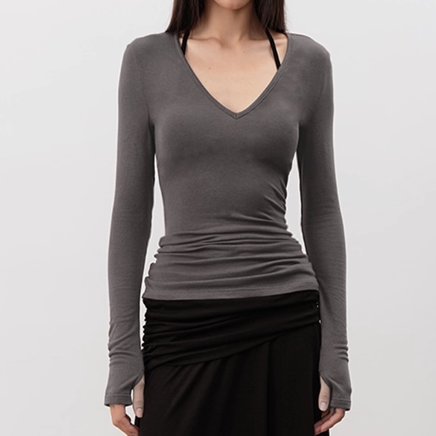 JCAESAR V-neck Long-sleeved Knitted Sweater