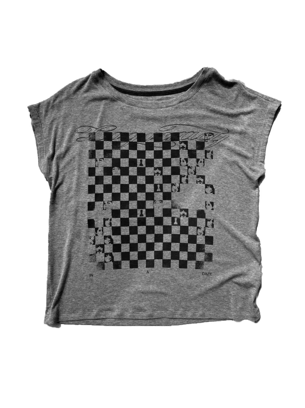 No E Mosen Checkerboard Portrait Print Big Neckline Loose Tee