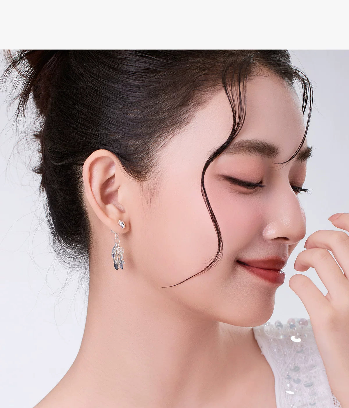 DODOGOGO Light Luxury Niche Fringed Earrings
