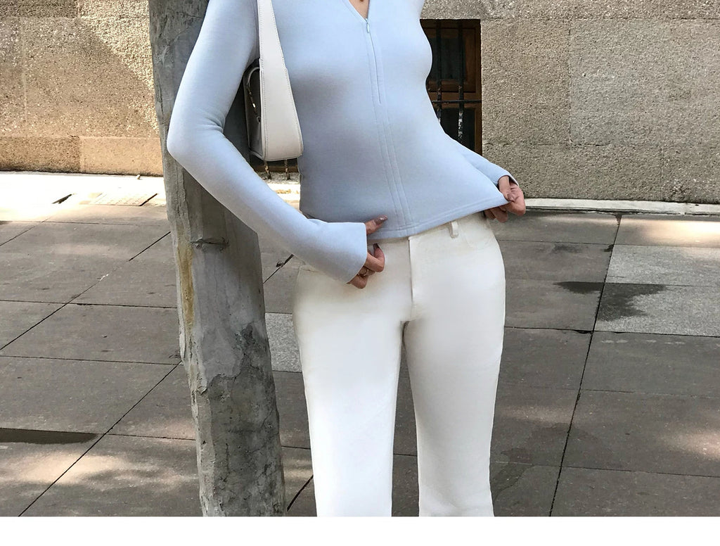 Audwyn Half Zipper V-Neck Slim Sleeve