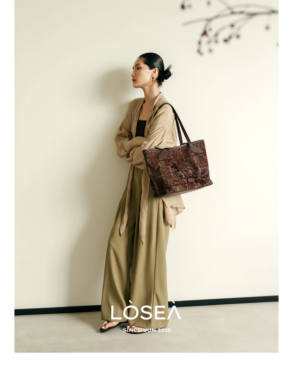 LOSEA "All Things Grow" Tie-dye flocking large-capacity tote bag