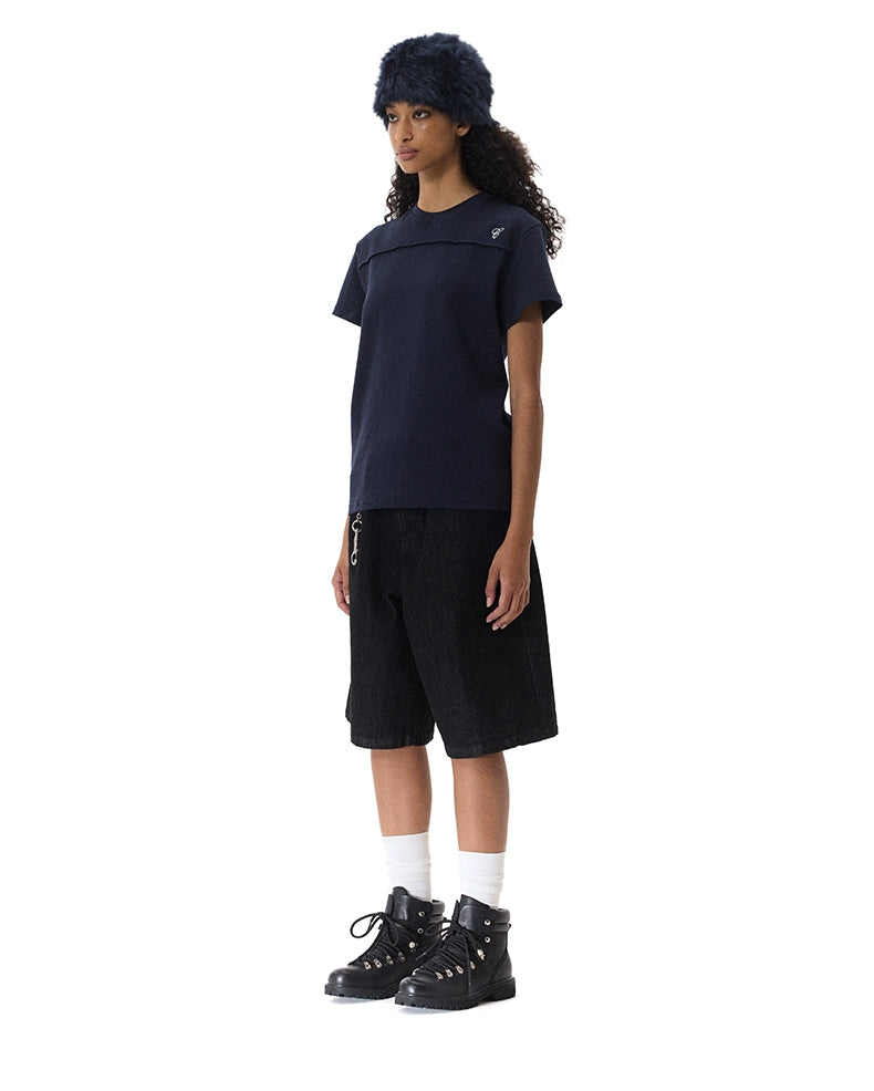 CRICLE CAGE Slim-fit Embroidery Tight Front Shoulder Tee