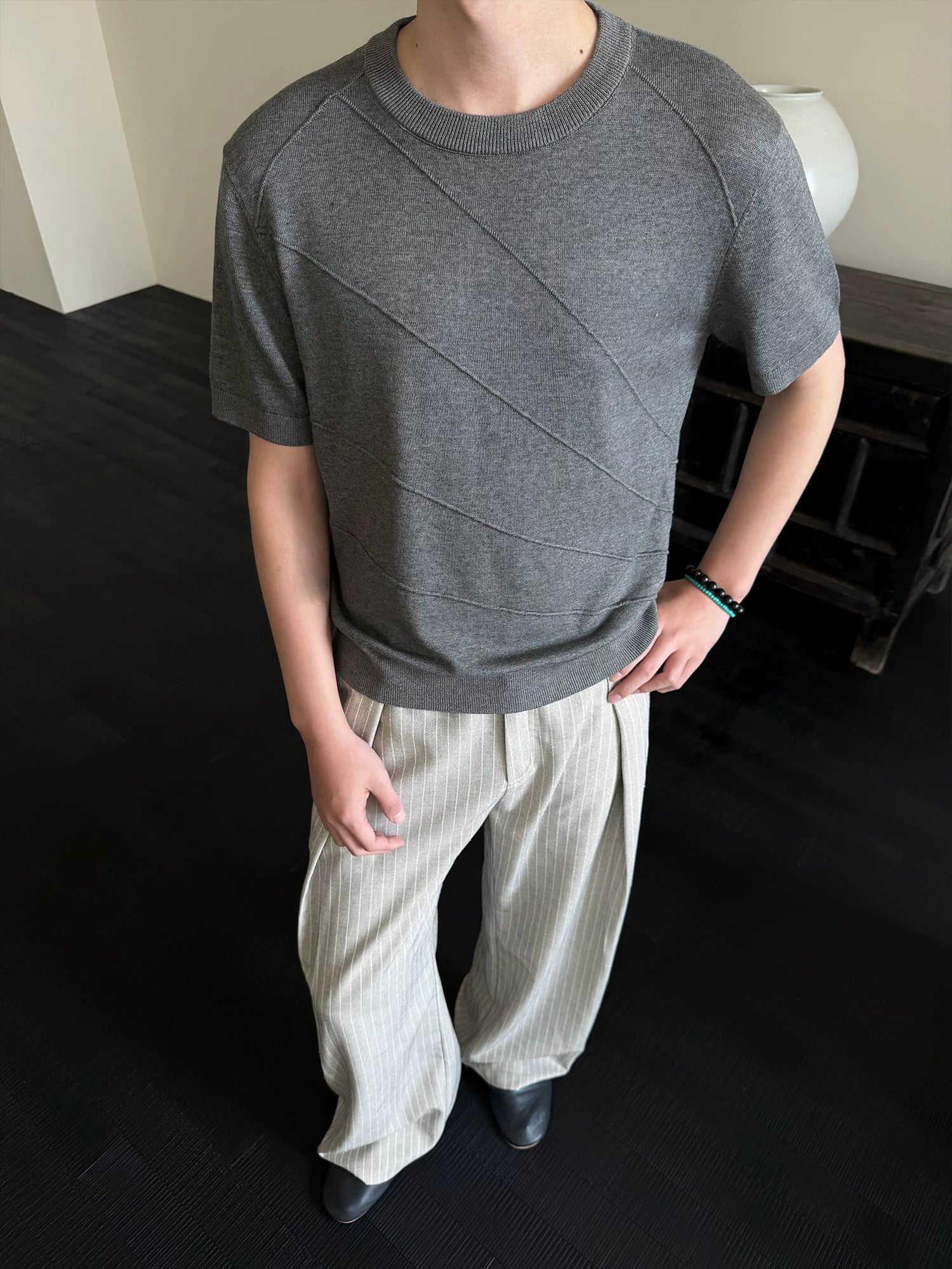 KREATE Front Shoulder Three-dimensional Jacquard Crew Neck Knitted Tee