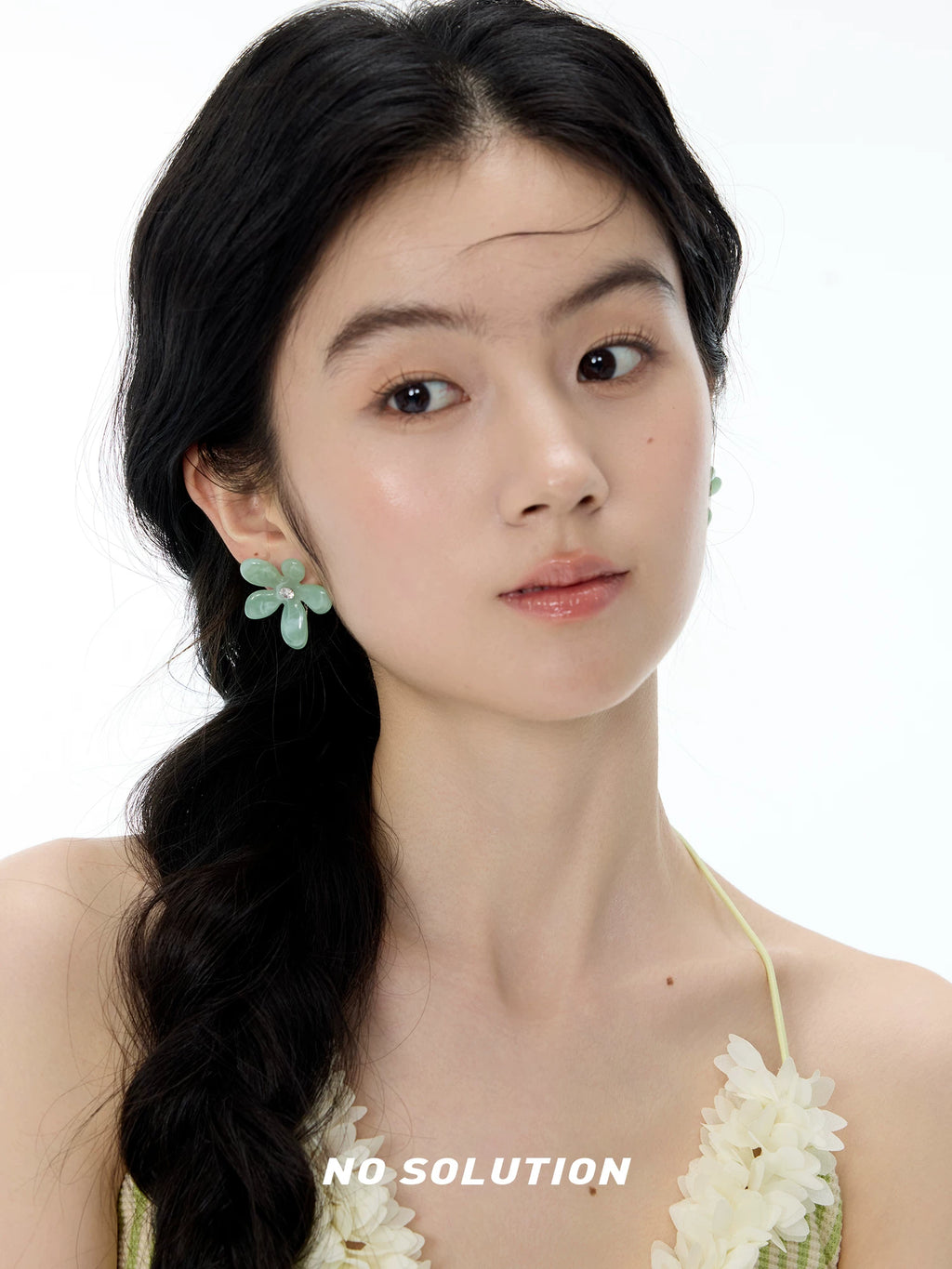 NO SOLUTION Magnolia Niche Earrings
