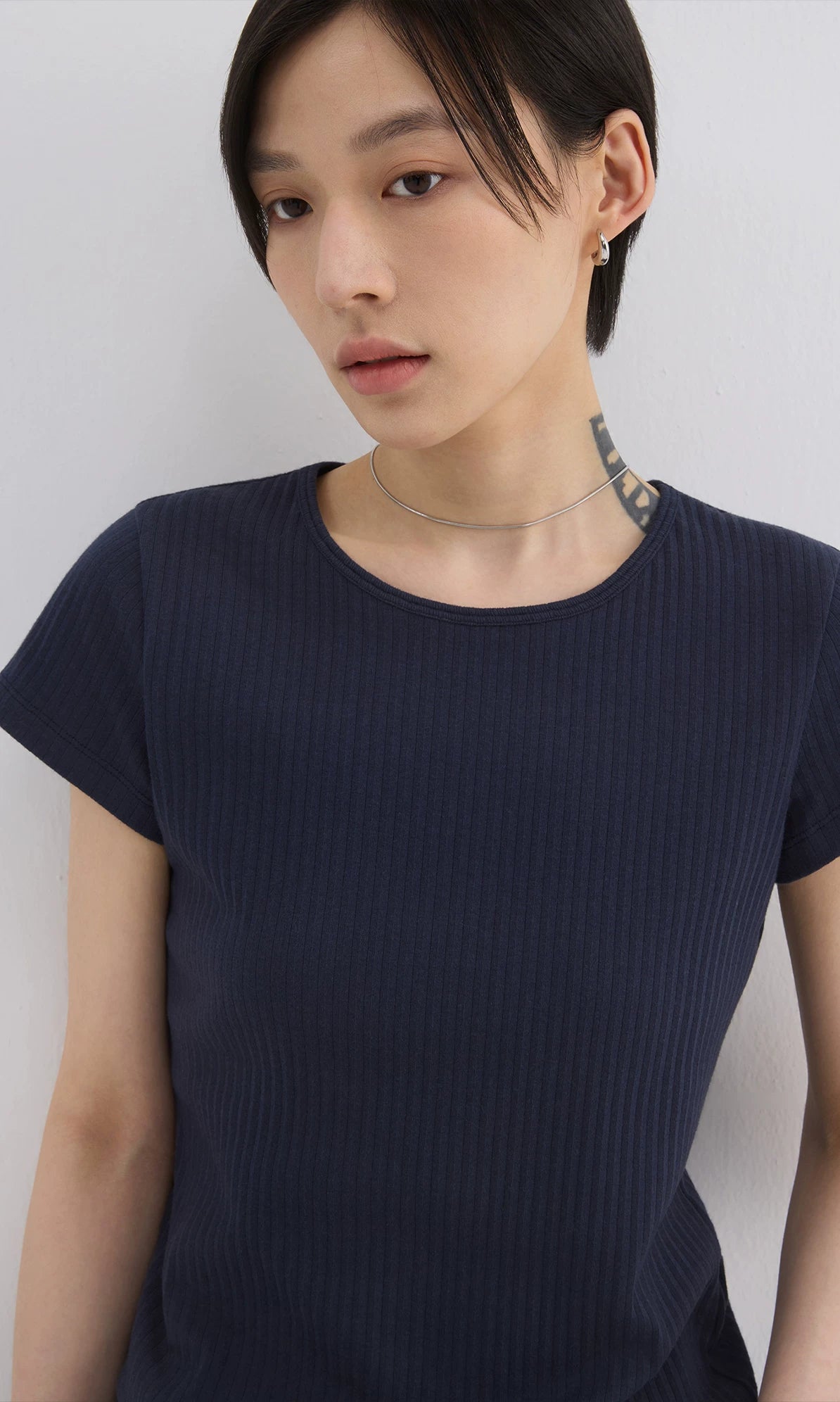Sameuoo Front Shoulder Slim Fit Small Neckline Sports Tee