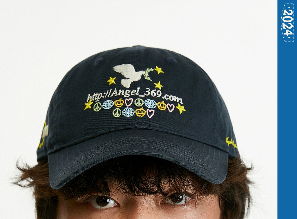 LUCKUP Cartoon Embroidered Baseball Cap
