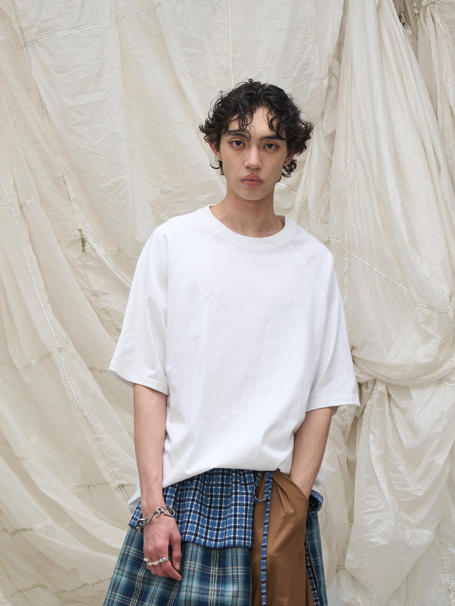 RELABEL Skin-friendly Shoulder Casual Tee