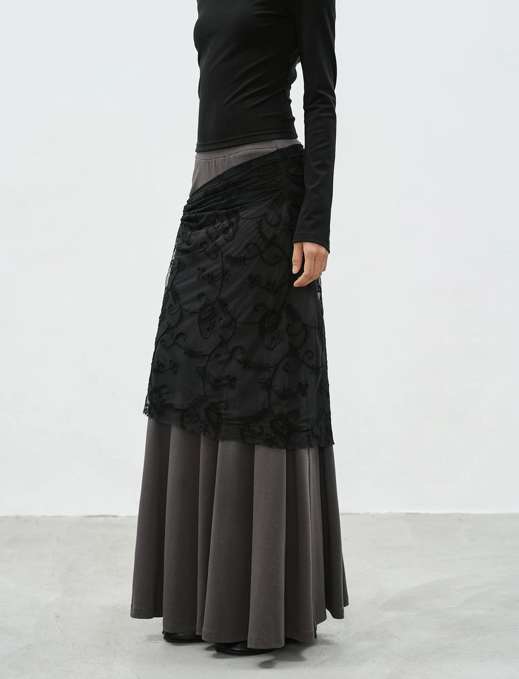 EIGHTHMONTH Lace Strap Irregular Long Dress