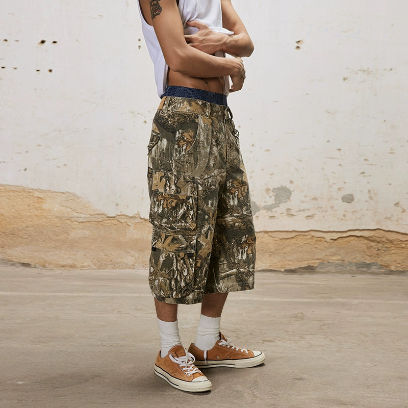 Madeinerror Vintage Leaf Camo Seven-Point Shorts