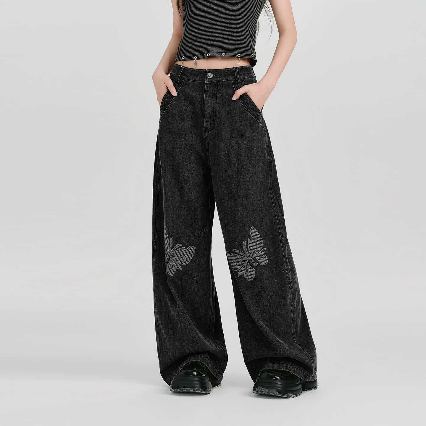 Girlyhalo Vintage Patch Embroidered Straight Jeans