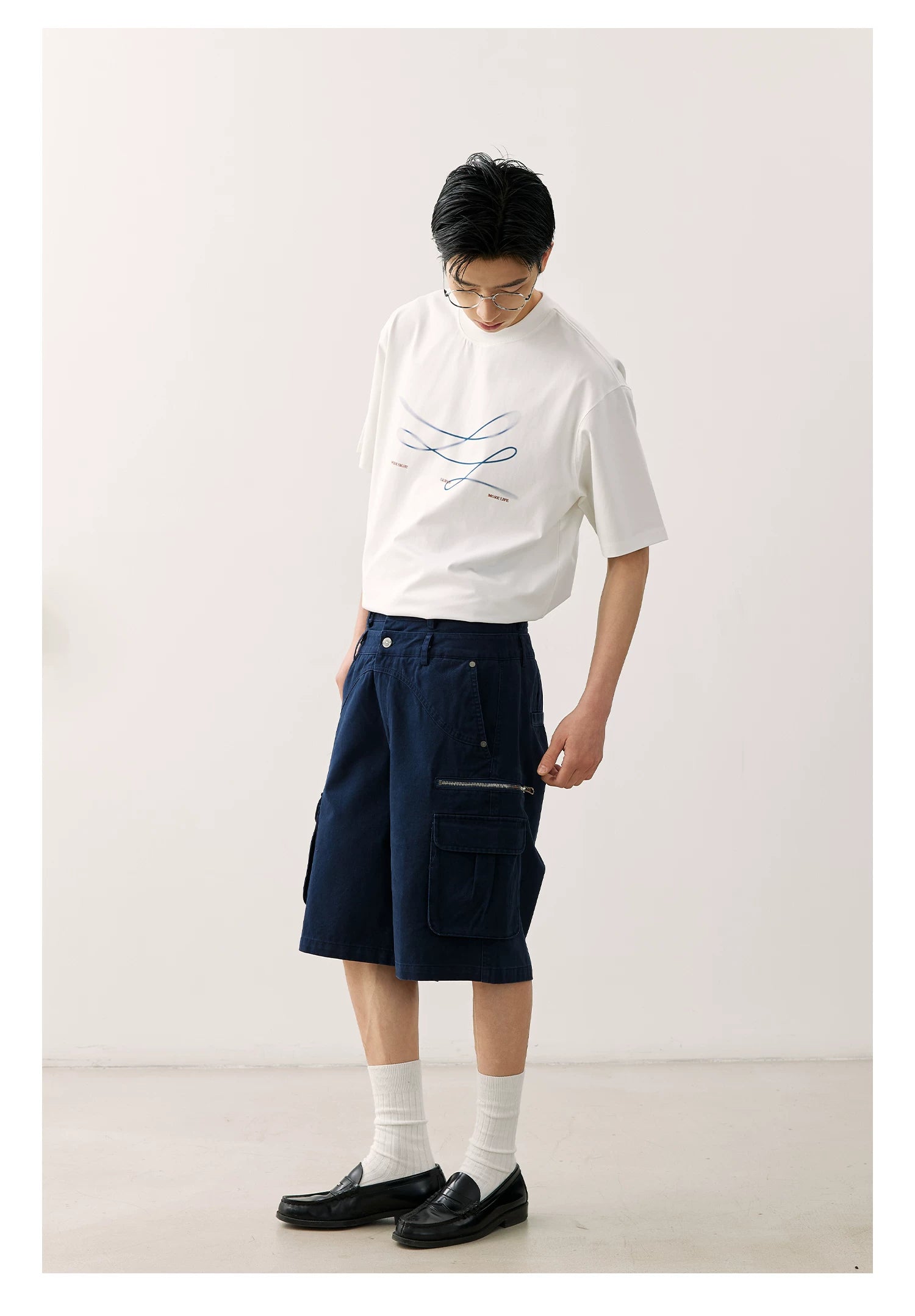 LR Cool Motion Line Pattern Loose Tee