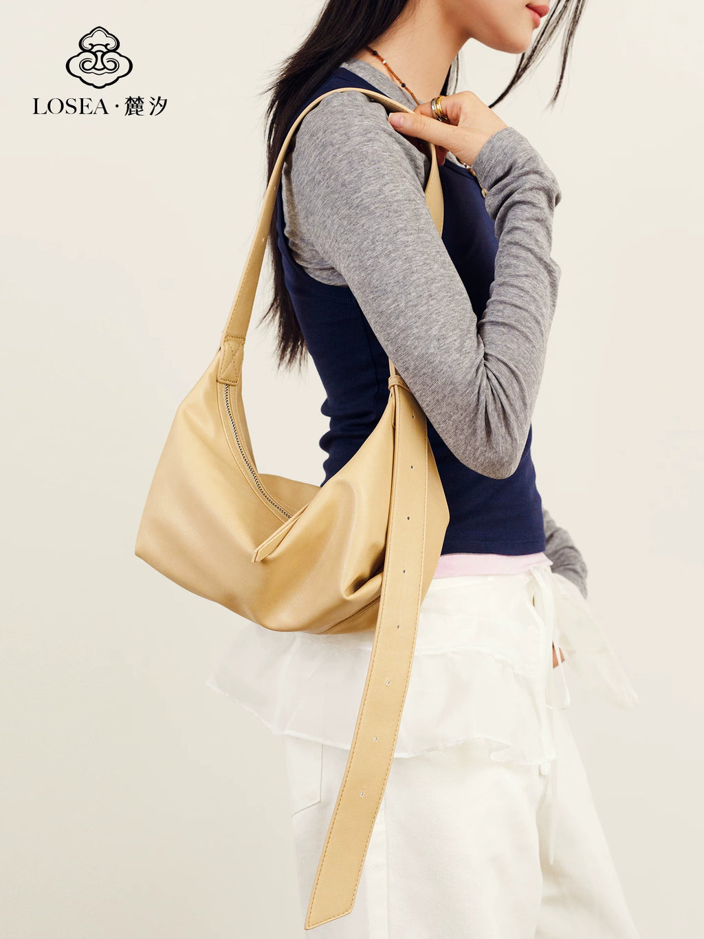 LOSEA Minimalist and Versatile Shoulder Messenger Bag