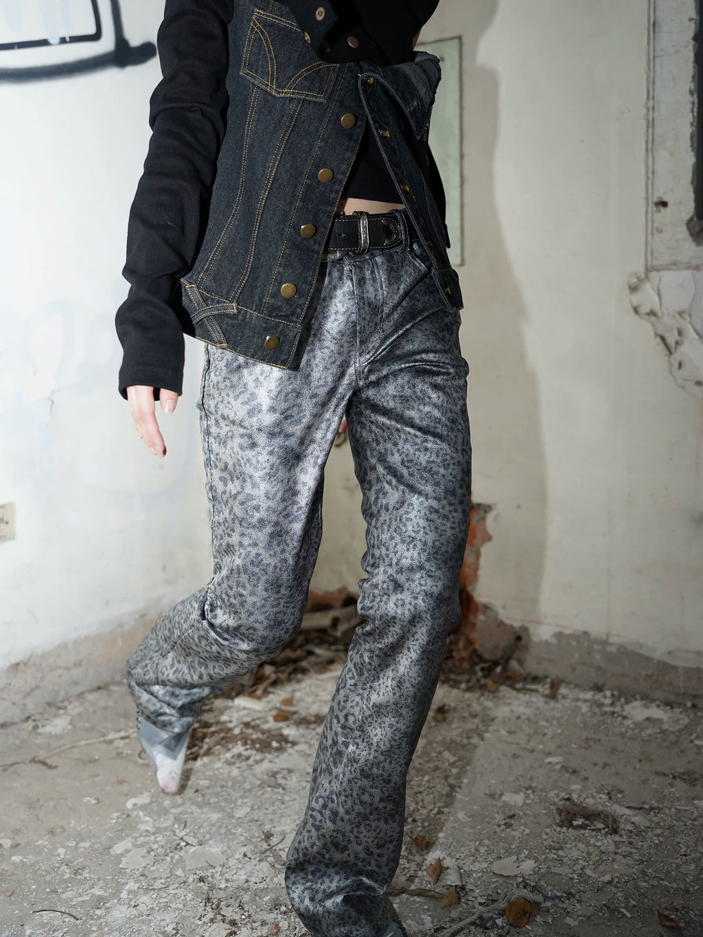Enteralt Slightly Stretch Leopard Print Denim Flared Pants