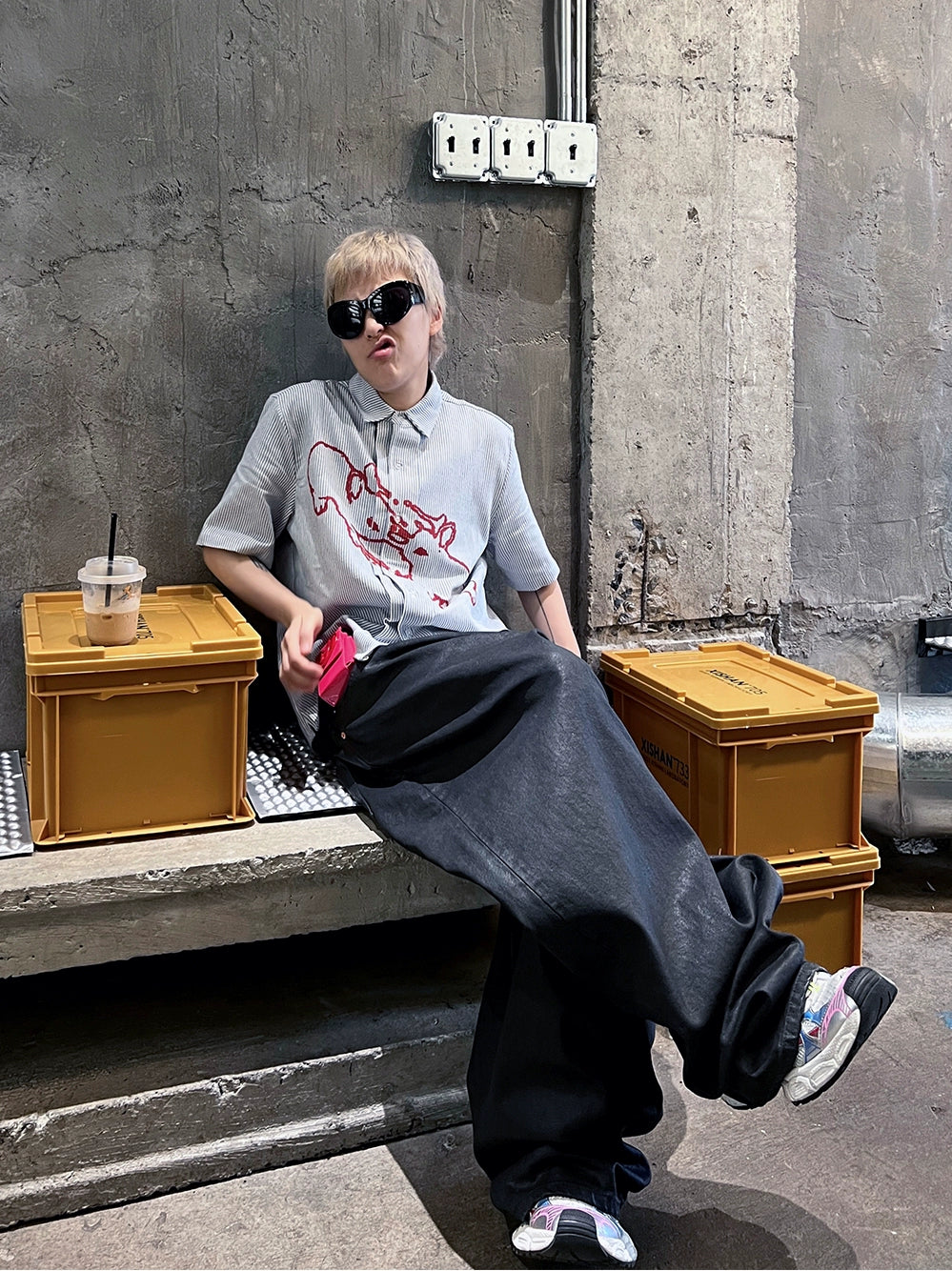 TZ Killer Striped Rabbit Print Casual Shirt