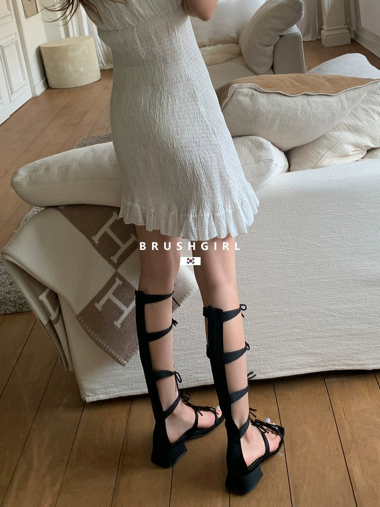 CHILIGIRL Strap Square Head Hollow Cool Boots