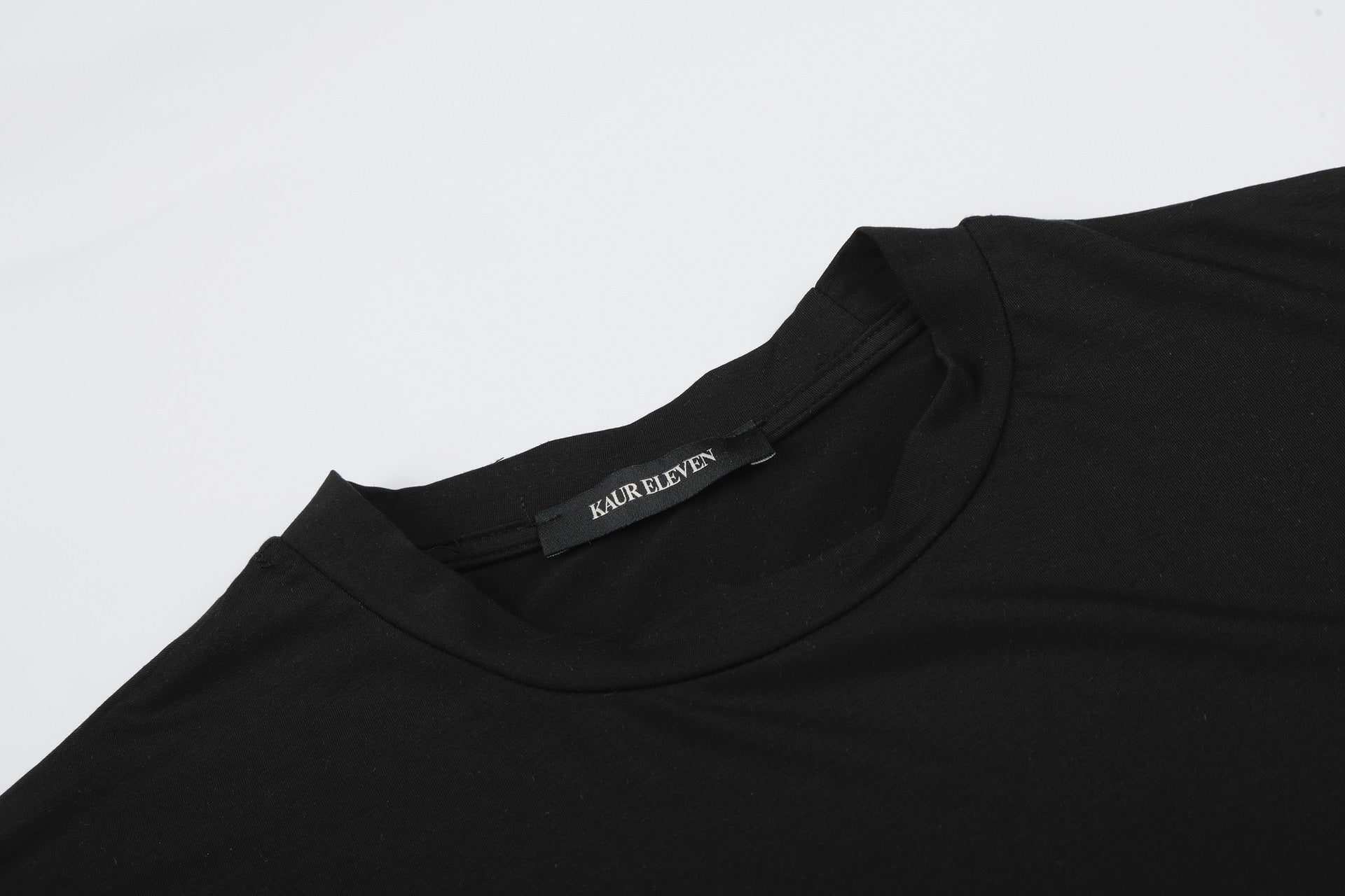 11KN Simple Casual Versatile Breathable Tee