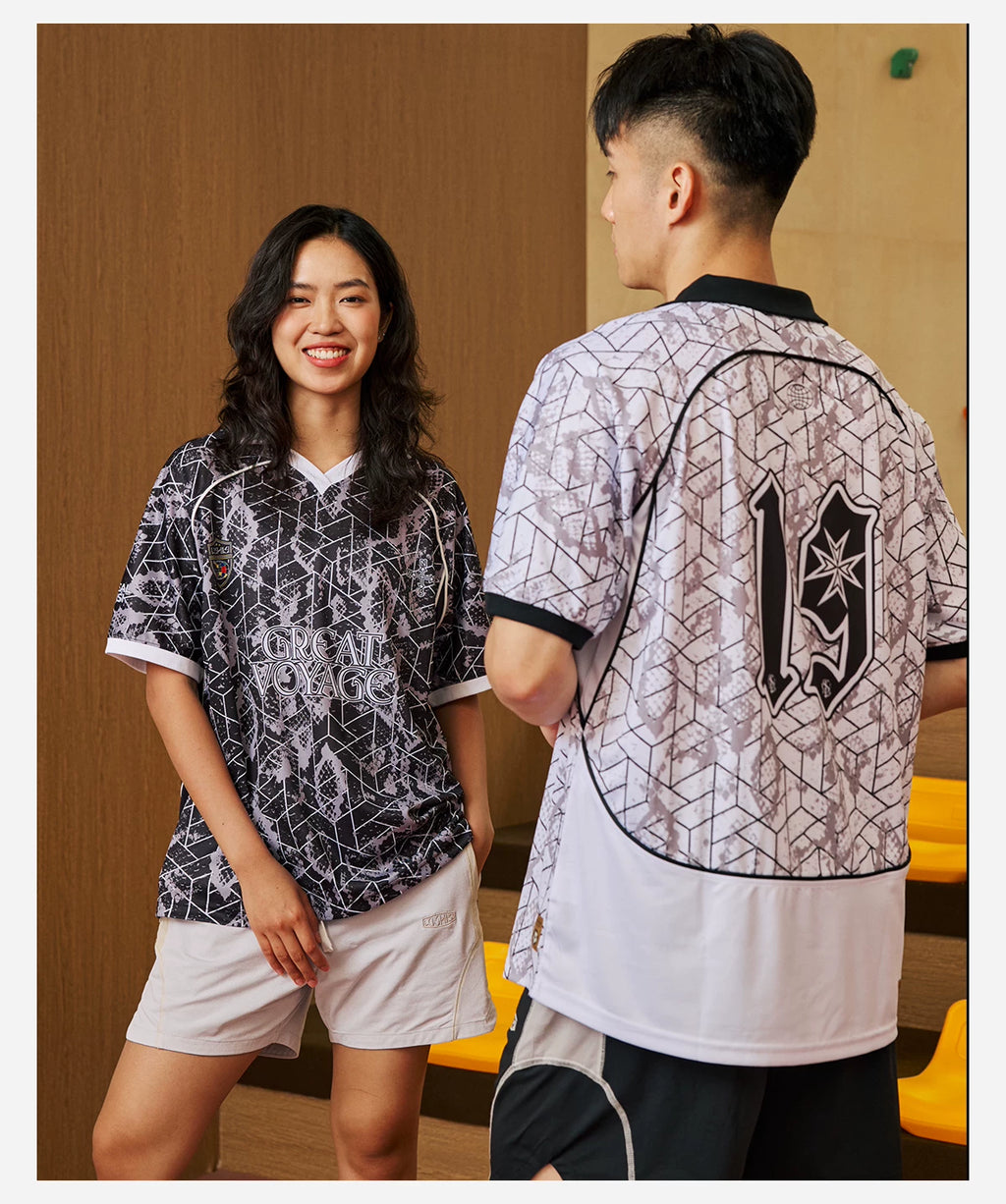 LUSHISI Sports and Leisure Quick-Drying Light and Breathable TEE
