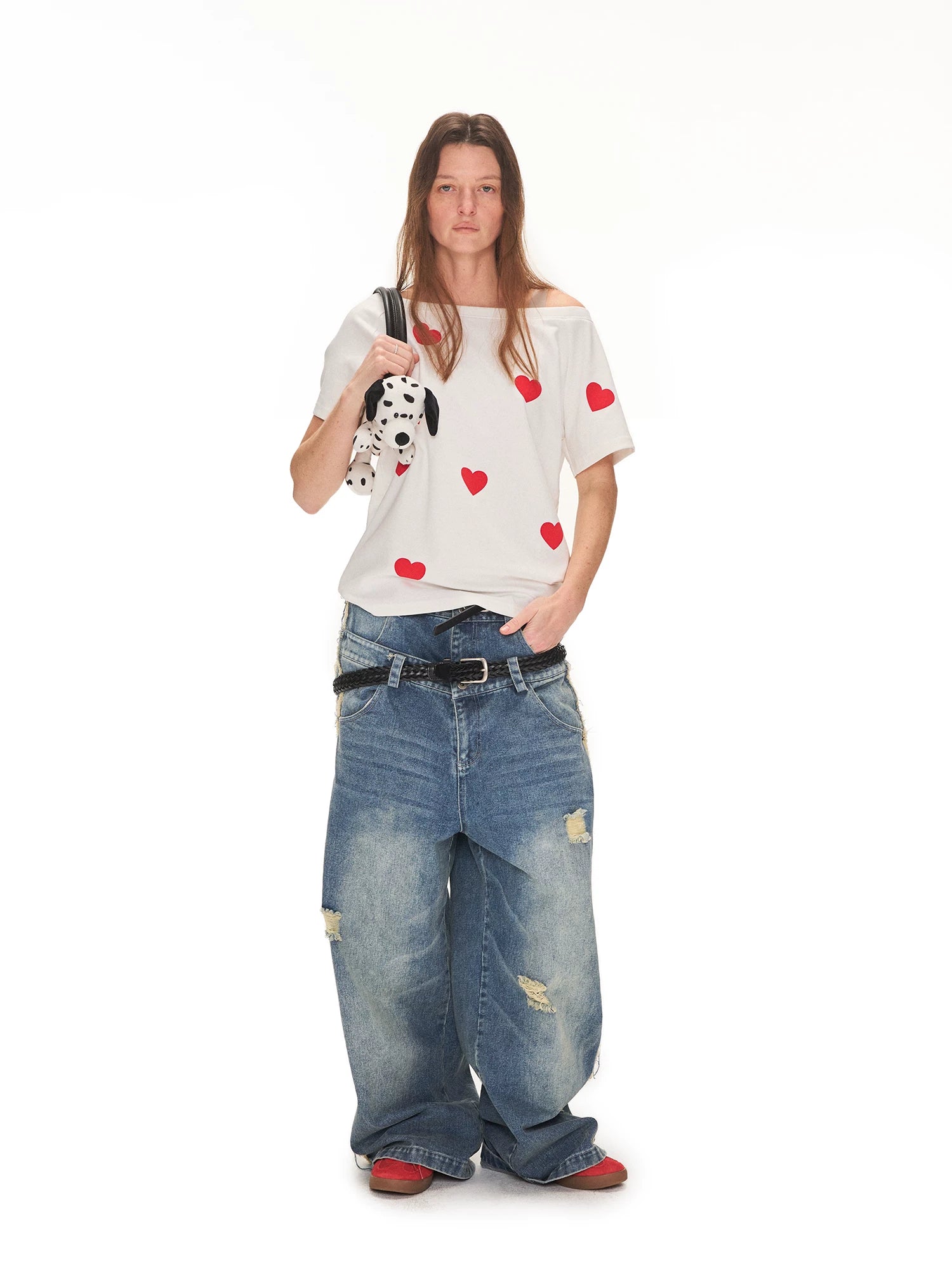 ANTERIOR LOVED Slanted Shoulder Love Print Loose Casual Tee