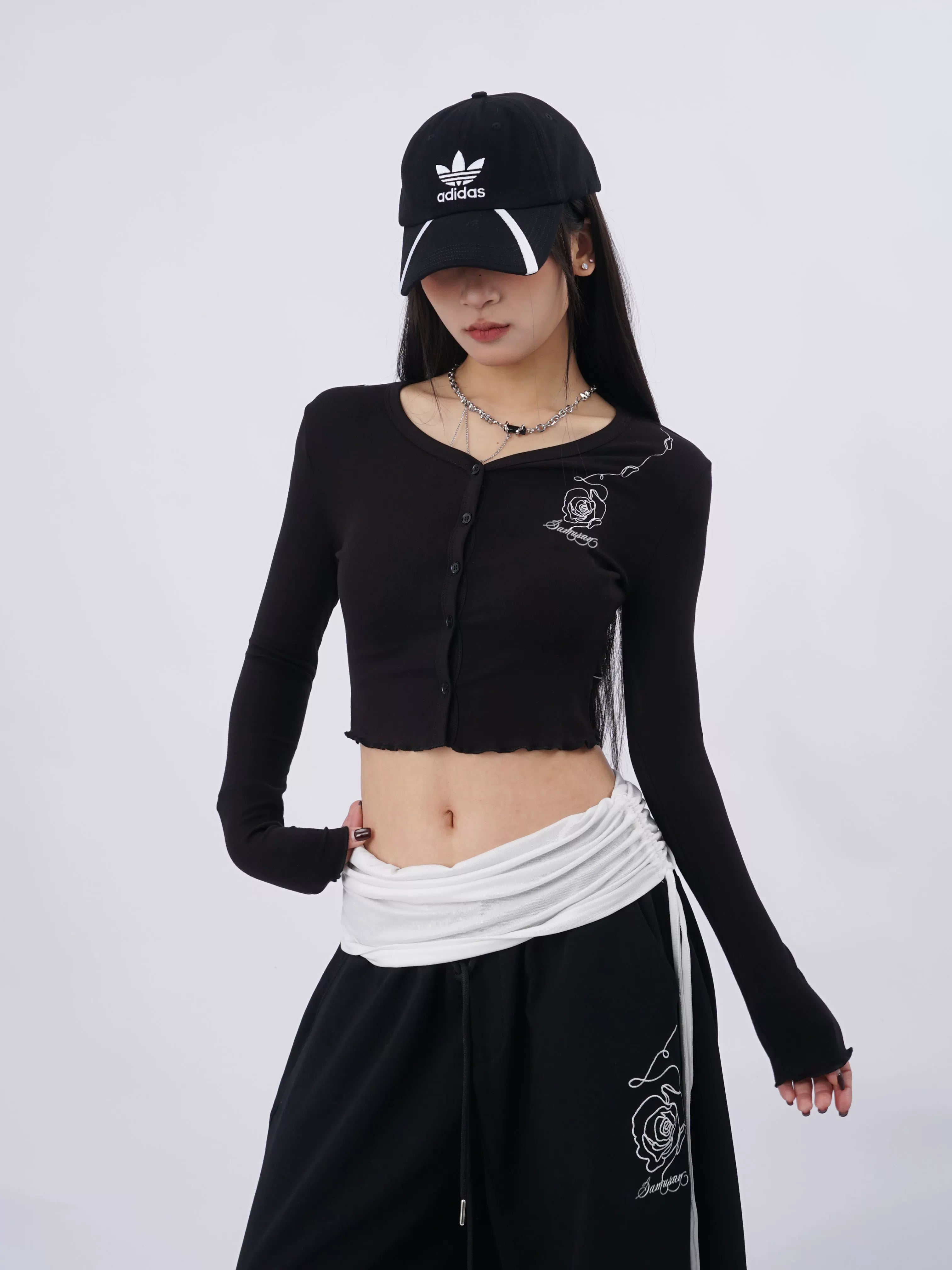 SAMUSAN Short Slim Fit Rose Print Long Sleeve