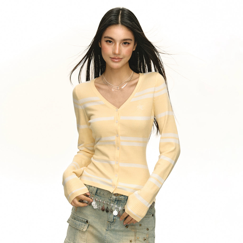 Ariseism Vintage V-Neck Knitted Cardigan