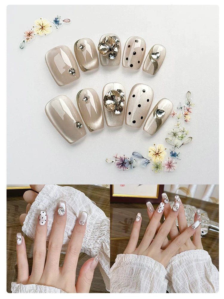 COCO Light Luxury High Sense White Hand-worn Armor