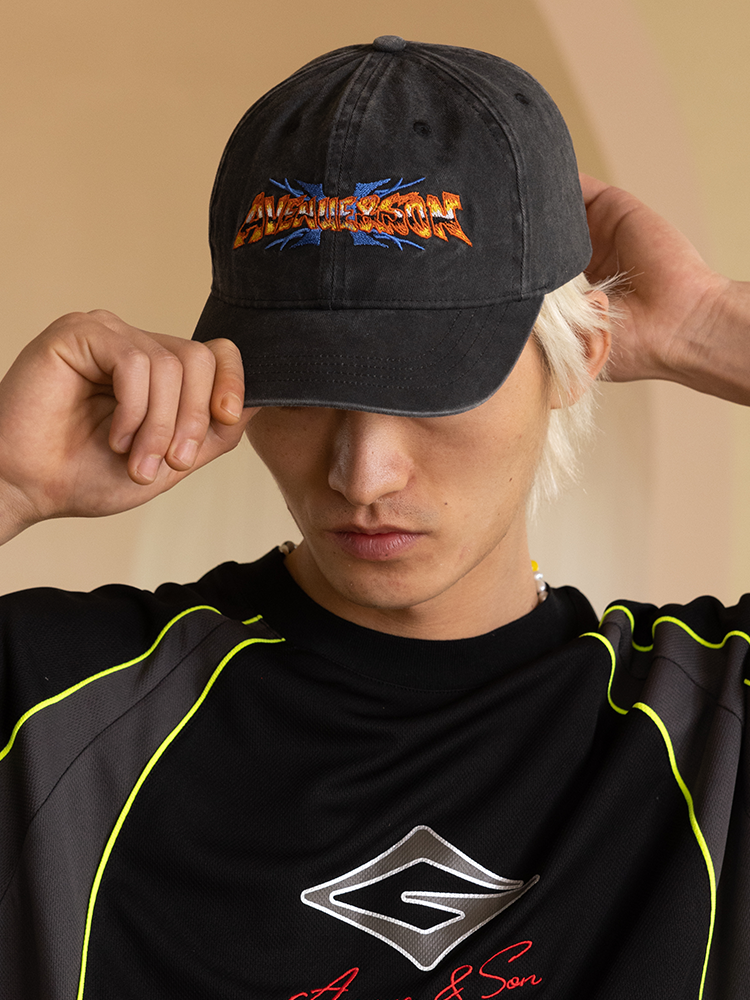 AVENUESON Embroidered Vintage Logo Curved-brimmed Baseball Cap
