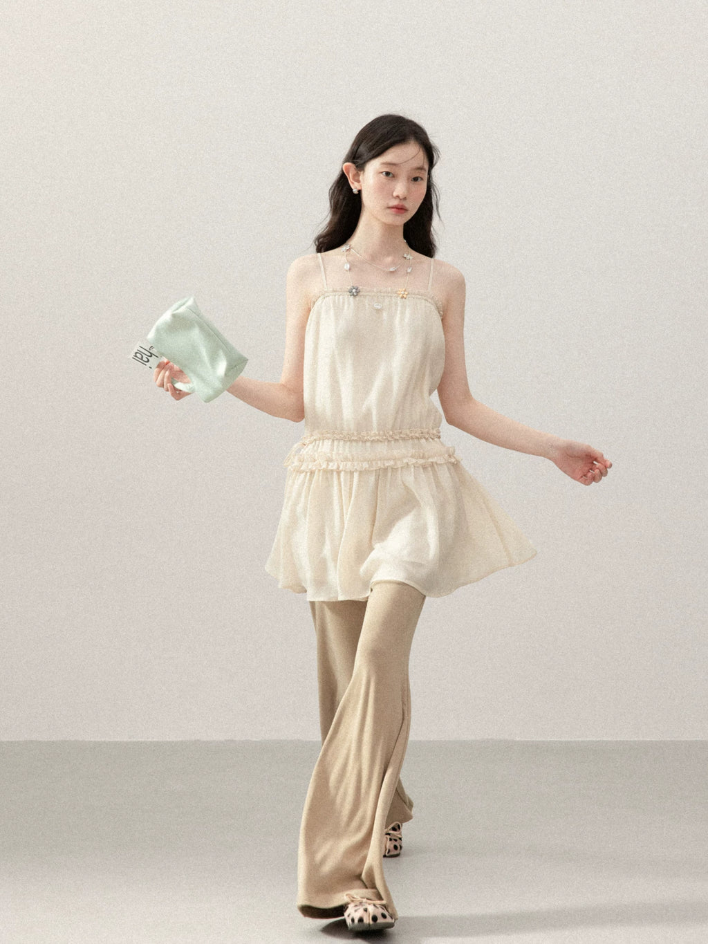 Cantonstory Square Neck Fungus Edge Suspender Dress
